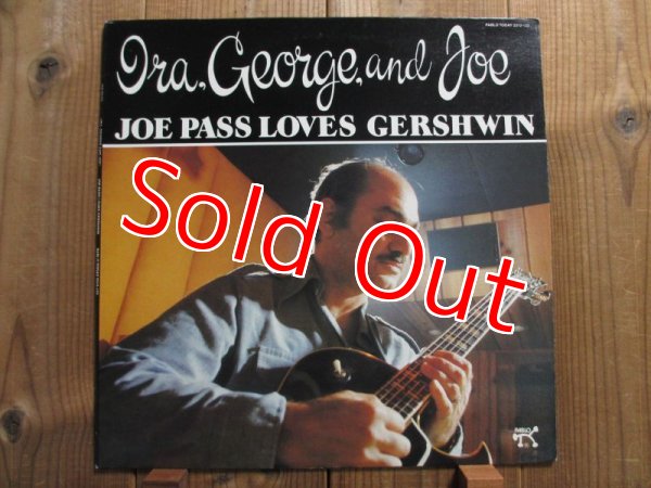 画像1: Joe Pass / Ira, George And Joe - Joe Pass Loves Gershwin (1)