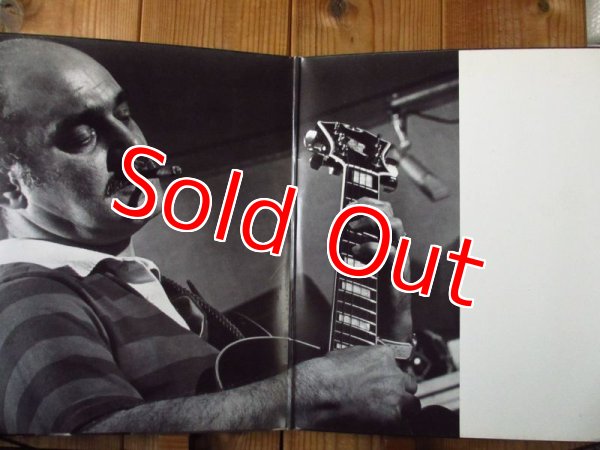 画像2: 高音質でお馴染みPabloドイツ盤！シリーズ中もっとも入手困難！■Joe Pass / Virtuoso #4 (2)