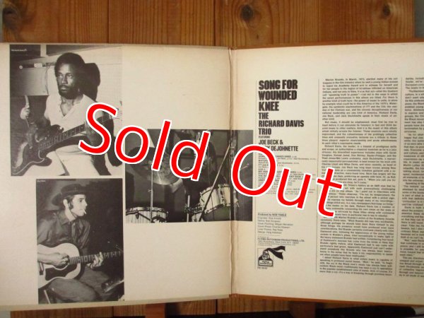 画像2: The Richard Davis Trio Featuring Joe Beck & Jack DeJohnette / Song For Wounded Knee (2)