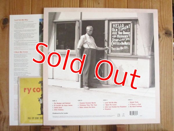 画像2: Ry Cooder / Pull Up Some Dust And Sit Down (2)