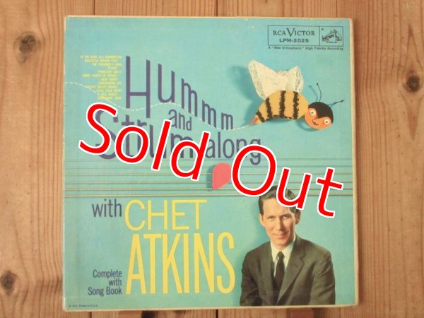 画像1: Chet Atkins /  Hummm And Strum Along With Chet Atkins (1)