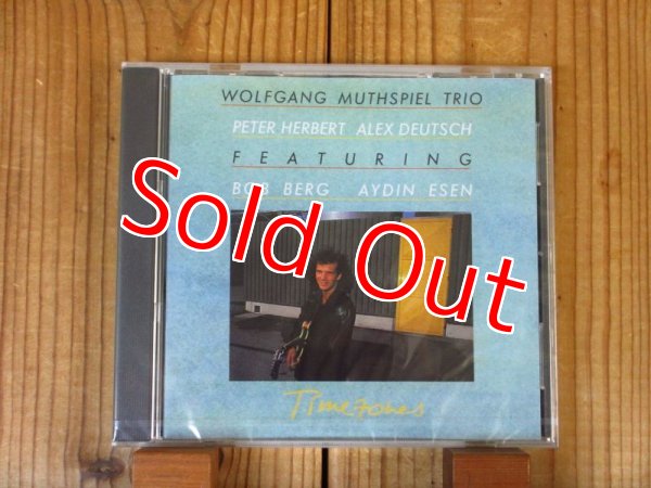 画像1: 現代最高峰のジャズギタリスト、ウォルフガングムースピール初リーダー作！■Wolfgang Muthspiel Trio / Timezones (1)