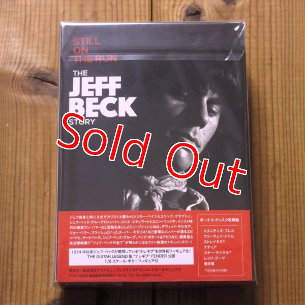 画像1: Jeff Beck / スティル・オン・ザ・ラン ~ ジェフ・ベック・ストーリー “テレギブ" FENDER公認フィギュア付【初回限定生産】(日本語字幕付) (1)