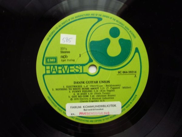 画像3: Kim Sagild, Nils Tuxen, Mehmet Ozan, Mikkel Nordsø, Michael Bruun, Nils Henriksen, Christian Sievert, Thomas Puggaard-Müller, etc. - V.A.  / Dansk Guitar Union (3)