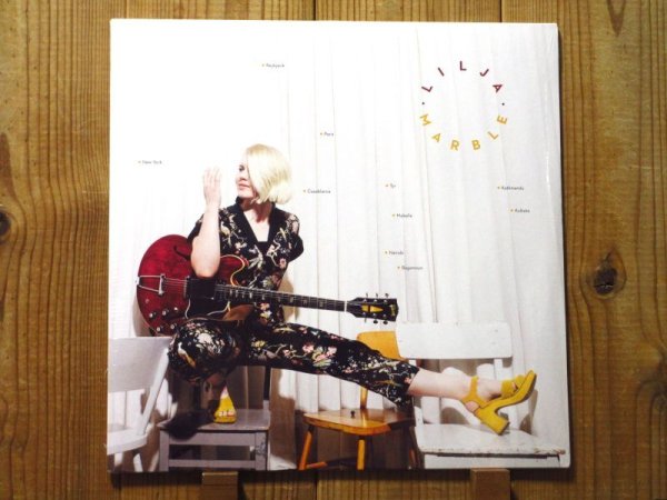画像1: 再入荷！注目のノルウェー新世代ジャズ女性ギタリストのオッドルンリージア2020年作がアナログ盤で入荷！■Lilja / Marble  (1)