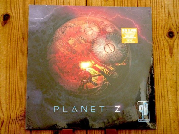 画像1: ザッパのようなユーモアとメタルパワーが融合した世界最高峰ジャズメタルバンドの2020年作がアナログ盤で入荷！■Panzerballett / Planet Z (1)