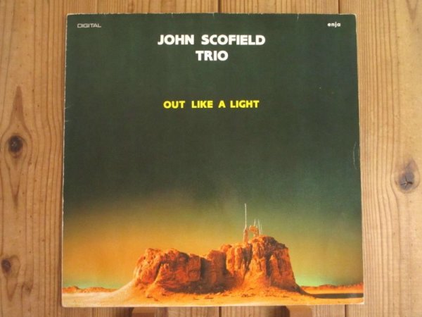 画像1: John Scofield Trio / Out Like A Light  (1)