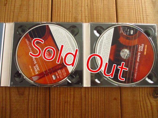 画像2: V.A. (Django Reinhardt, Sarane Ferret, Baro Ferret, Matelot Ferret, Jacques Montagne, Henri Crolla, etc.) / ジプシー・ジャズ・スクール~ジャンゴ・ラインハルトの遺産 = Gipsy Jazz School ~ Django's Legacy (2)