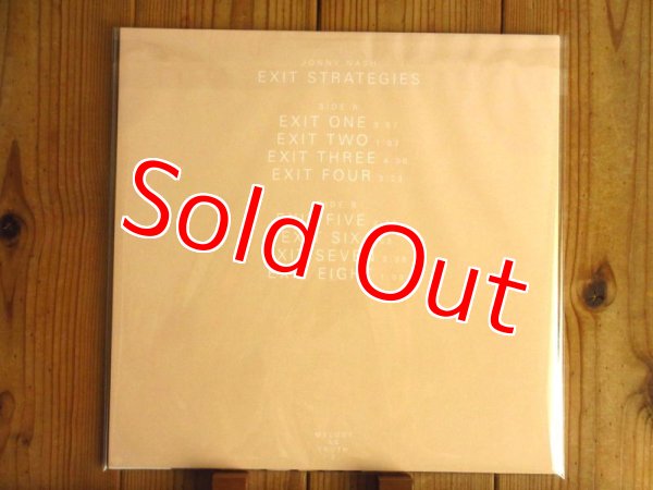 画像2: 現代アンビエント&ニューエイジ系ギタリストによる2015年ソロアルバムがアナログ化！■Jonny Nash / Exit Strategies (2)