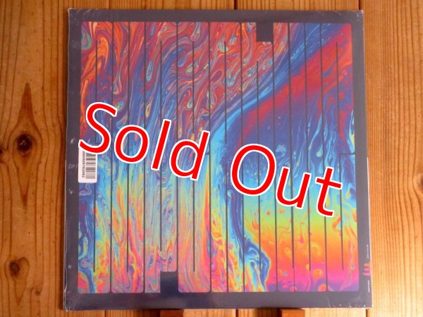 画像2: 8弦ギターの名手チャーリーハンターとグラミー受賞ジャズシンガーのカートエリングによるコラボ2023年作品がアナログ盤で入荷！■Kurt Elling, Charlie Hunter / SuperBlue: The Iridescent Spree (2)