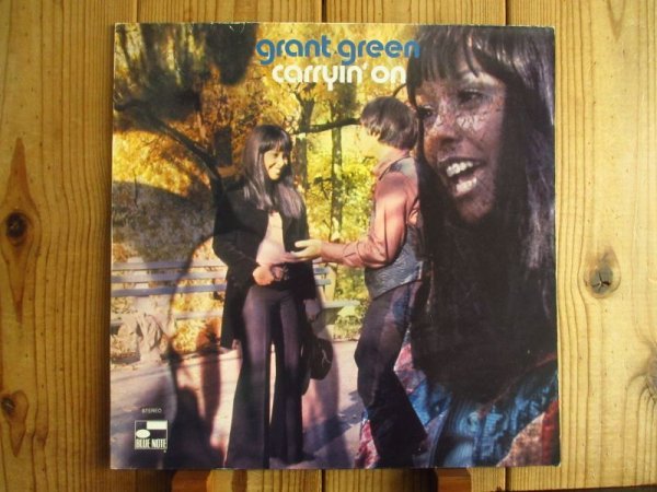 画像1: Grant Green / Carryin' On (1)