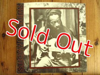 伝説のギタリスト、リンテイトがヒット曲をカバーしたインストギター名