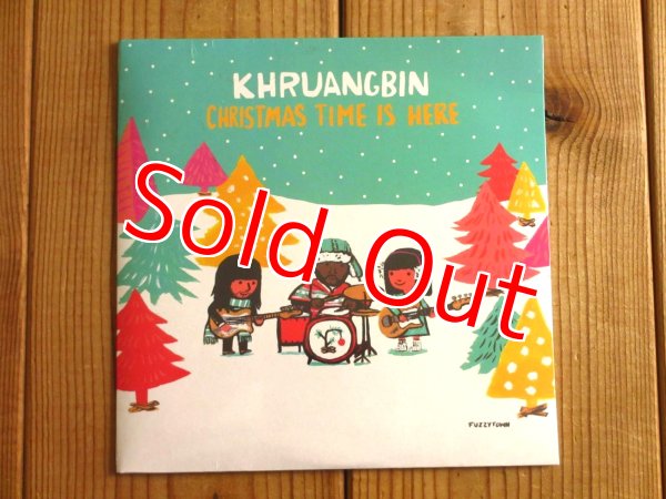 画像1: ギタマガ新3大ギタリストの一人マークスピア率いるクルアンビンのクリスマス7インチ盤が再入荷！◼︎Khruangbin / Christmas Time Is Here  (1)