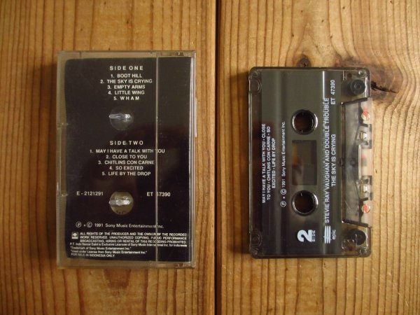 画像2: Stevie Ray Vaughan And Double Trouble / The Sky Is Crying (2)