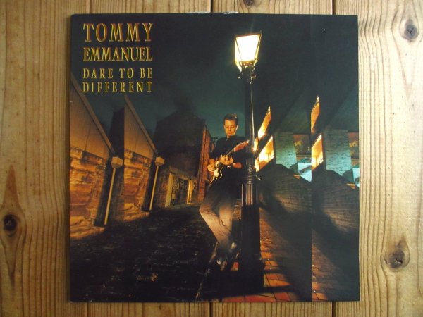 画像1: Tommy Emmanuel / Dare To Be Different (1)