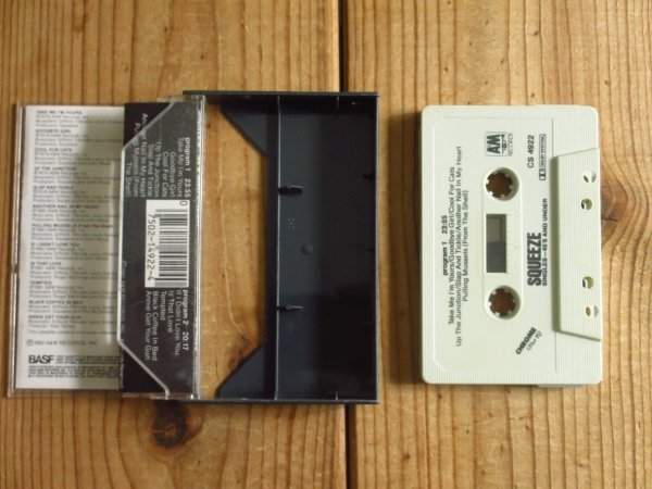 画像2: Squeeze / Singles ~ 45's And Under (2)