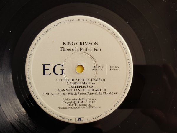 画像3: King Crimson / Three Of A Perfect Pair (3)