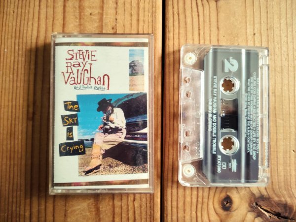 画像1: Stevie Ray Vaughan And Double Trouble / The Sky Is Crying (1)