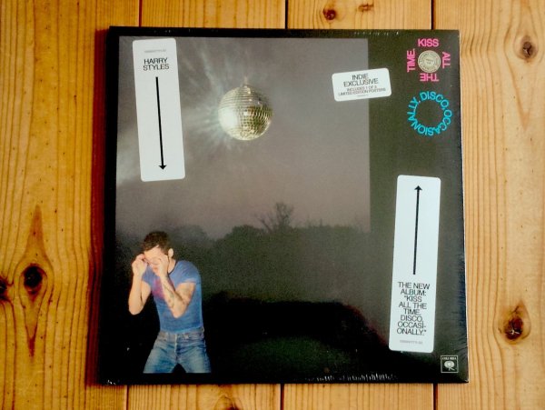 画像1: 過去グラミー賞を4回受賞している実績を持つ、現代のポップアイコン、ハリースタイルズの2026年作品がアナログ盤で入荷！■Harry Styles / Kiss All The Time. Disco, Occasionally. (1)