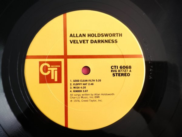 画像3: Allan Holdsworth / Velvet Darkness (3)