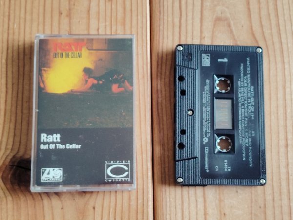 画像1: Ratt / Out Of The Cellar (1)