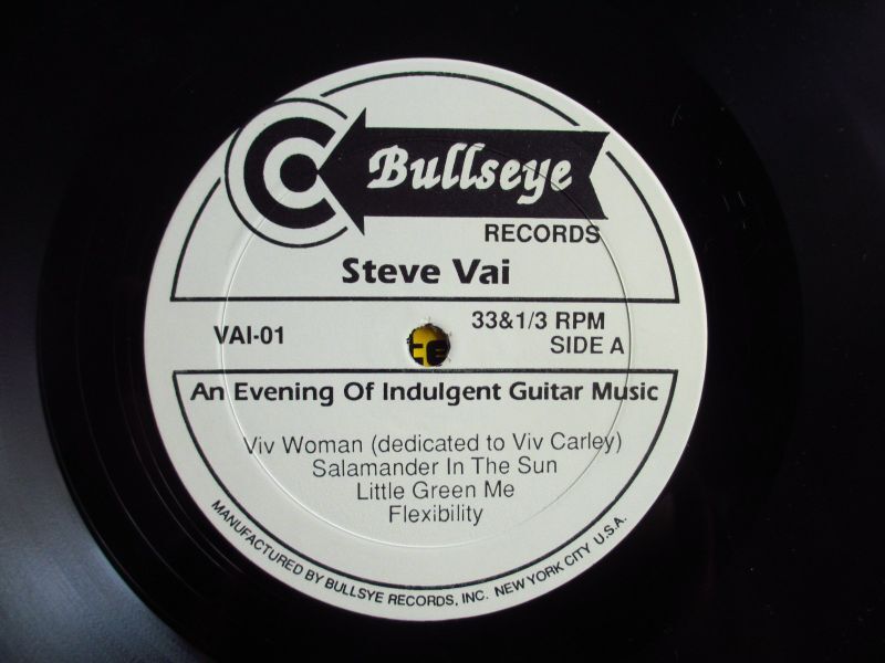 1440円 最大74％オフ！ レア Steve Vai スティーブヴァイ An Evening Of Indulgent Guitar Music Bullseye VAI-01 US盤 オリジナル 2枚組LP